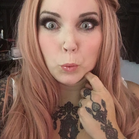 Meet your Posher, Jennifer - Picture 13 of 15